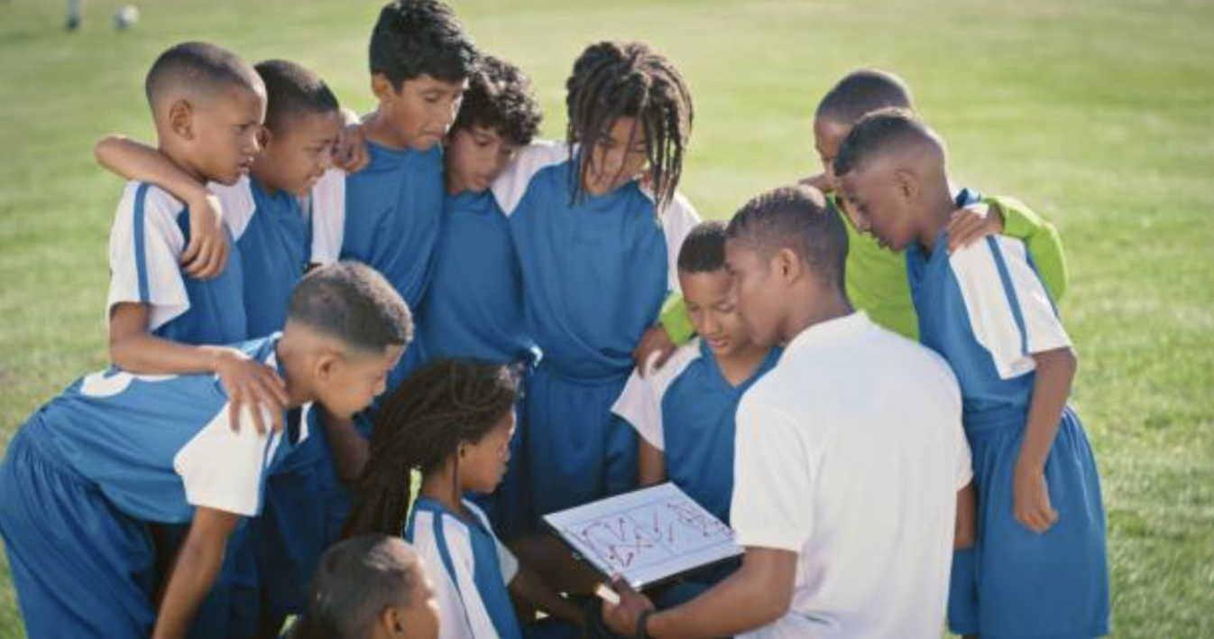 Leader Development Sports What children learn about team sports leadership - Mercatorenterprises